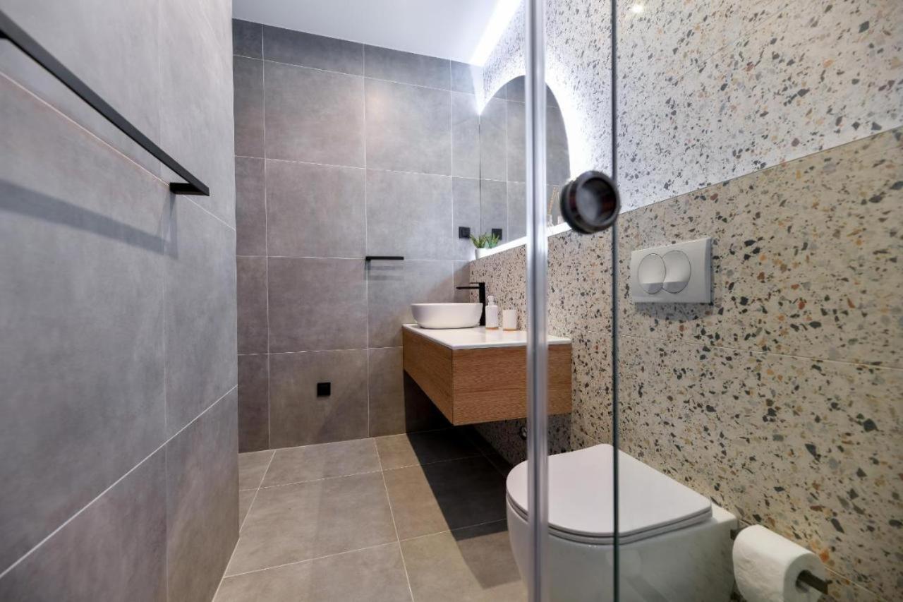 Maris Accommodation By Belmont Realty ザダル エクステリア 写真